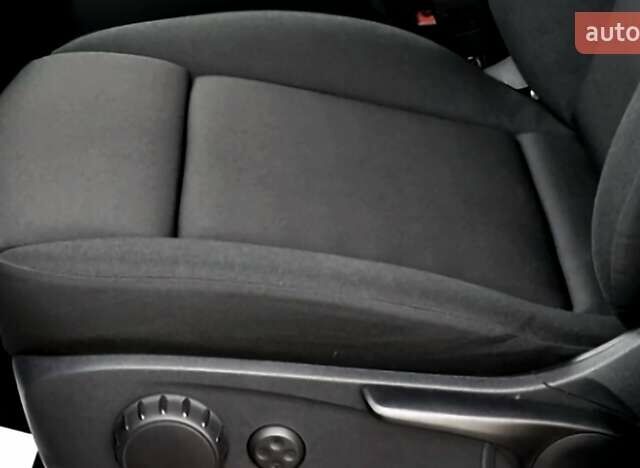 Серый Мерседес Sprinter, объемом двигателя 2.2 л и пробегом 316 тыс. км за 34500 $, фото 80 на Automoto.ua