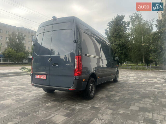 Серый Мерседес Sprinter, объемом двигателя 2.2 л и пробегом 77 тыс. км за 26000 $, фото 9 на Automoto.ua