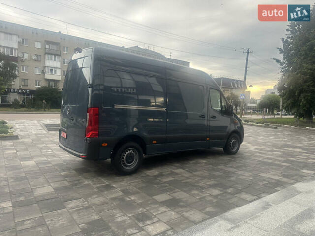 Серый Мерседес Sprinter, объемом двигателя 2.2 л и пробегом 77 тыс. км за 26000 $, фото 12 на Automoto.ua