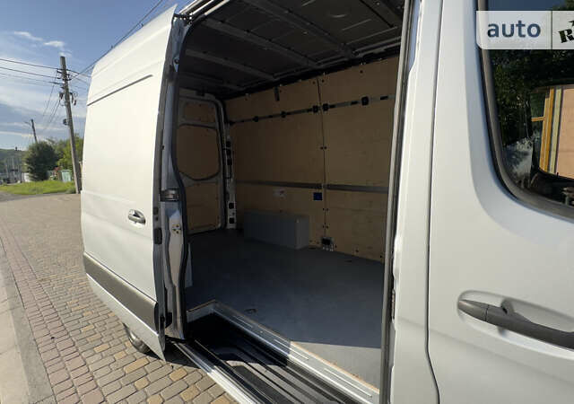 Серый Мерседес Sprinter, объемом двигателя 2.14 л и пробегом 220 тыс. км за 29815 $, фото 107 на Automoto.ua