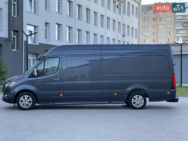 Серый Мерседес Sprinter, объемом двигателя 2.14 л и пробегом 170 тыс. км за 39999 $, фото 3 на Automoto.ua