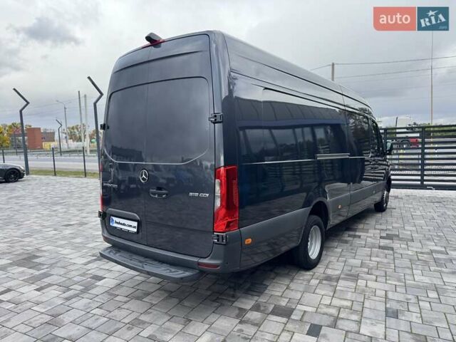 Серый Мерседес Sprinter, объемом двигателя 3 л и пробегом 94 тыс. км за 74900 $, фото 11 на Automoto.ua