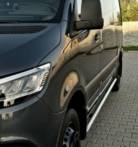 Серый Мерседес Sprinter, объемом двигателя 2.2 л и пробегом 316 тыс. км за 34500 $, фото 117 на Automoto.ua