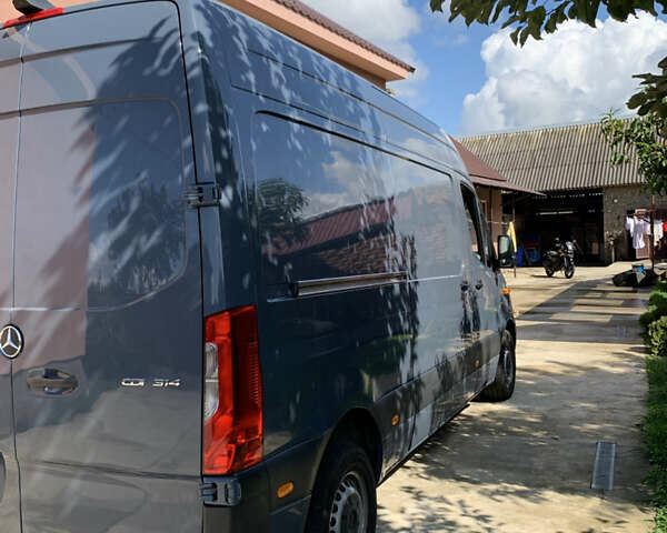Сірий Мерседес Sprinter, об'ємом двигуна 2.14 л та пробігом 72 тис. км за 31500 $, фото 1 на Automoto.ua