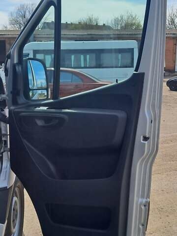 Сірий Мерседес Sprinter, об'ємом двигуна 2.14 л та пробігом 98 тис. км за 29999 $, фото 75 на Automoto.ua