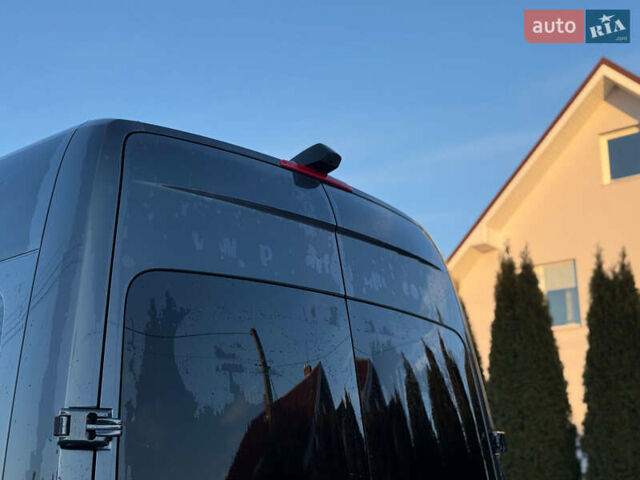 Серый Мерседес Sprinter, объемом двигателя 3 л и пробегом 165 тыс. км за 52990 $, фото 16 на Automoto.ua