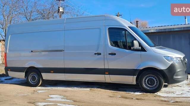 Серый Мерседес Sprinter, объемом двигателя 2.15 л и пробегом 98 тыс. км за 28990 $, фото 13 на Automoto.ua