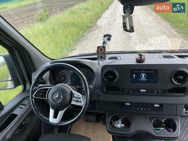 Серый Мерседес Sprinter, объемом двигателя 2.99 л и пробегом 182 тыс. км за 60999 $, фото 19 на Automoto.ua