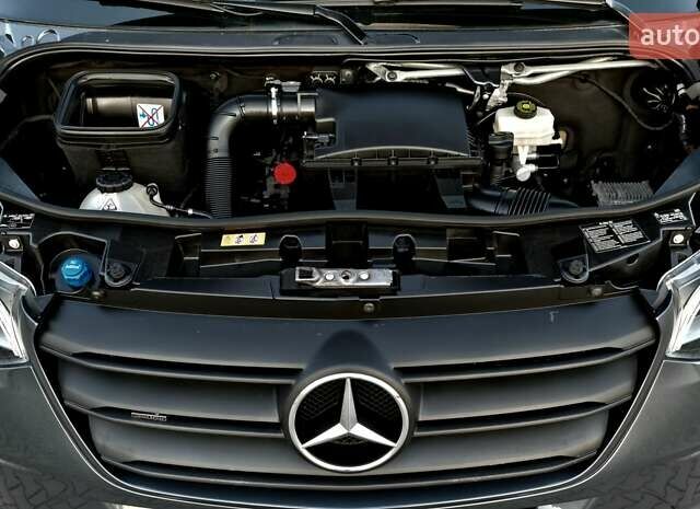 Серый Мерседес Sprinter, объемом двигателя 2.2 л и пробегом 316 тыс. км за 34500 $, фото 49 на Automoto.ua