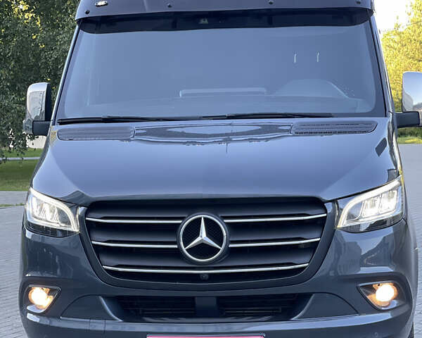 Серый Мерседес Sprinter, объемом двигателя 2.14 л и пробегом 170 тыс. км за 39999 $, фото 12 на Automoto.ua