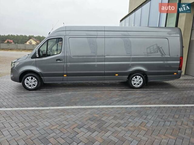 Серый Мерседес Sprinter, объемом двигателя 2.99 л и пробегом 1 тыс. км за 120452 $, фото 4 на Automoto.ua