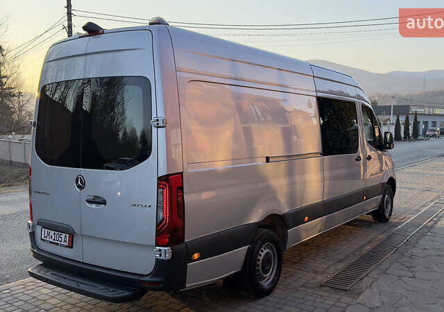 Серый Мерседес Sprinter, объемом двигателя 1.95 л и пробегом 299 тыс. км за 33083 $, фото 78 на Automoto.ua