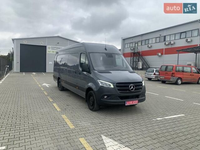 Серый Мерседес Sprinter, объемом двигателя 20 л и пробегом 187 тыс. км за 29500 $, фото 2 на Automoto.ua