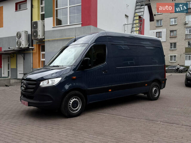 Серый Мерседес Sprinter, объемом двигателя 0 л и пробегом 35 тыс. км за 17995 $, фото 9 на Automoto.ua