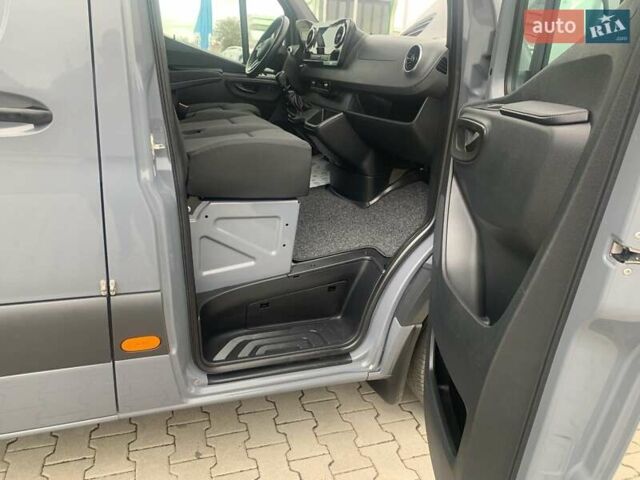 Серый Мерседес Sprinter, объемом двигателя 20 л и пробегом 187 тыс. км за 29500 $, фото 67 на Automoto.ua