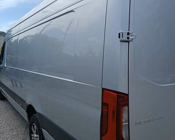 Мерседес Sprinter 2021 у Могилев-Подольском на Automoto.ua Сірий Мерседес Sprinter, об'ємом двигуна 2.99 л та пробігом 142 тис. км за 56900 $, фото 43 на Automoto.ua