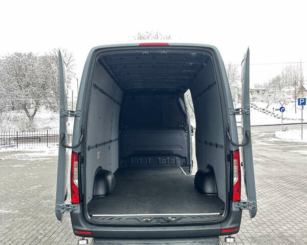 Мерседес Sprinter 2021 в Ровно на Automoto.ua Серый Мерседес Sprinter, объемом двигателя 3 л и пробегом 7 тыс. км за 42900 $, фото 17 на Automoto.ua