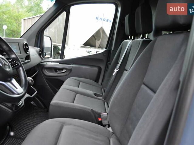 Сірий Мерседес Sprinter, об'ємом двигуна 2.14 л та пробігом 137 тис. км за 31000 $, фото 79 на Automoto.ua