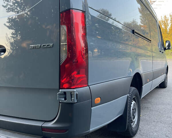 Сірий Мерседес Sprinter, об'ємом двигуна 3 л та пробігом 7 тис. км за 42900 $, фото 3 на Automoto.ua