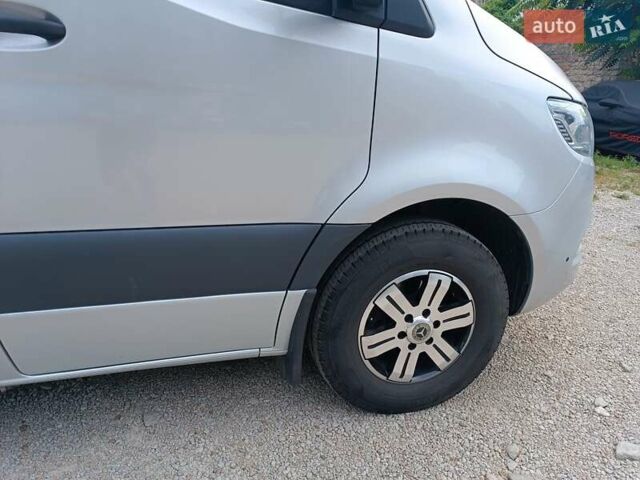 Мерседес Sprinter 2021 у Могилев-Подольском на Automoto.ua Сірий Мерседес Sprinter, об'ємом двигуна 2.99 л та пробігом 142 тис. км за 56900 $, фото 30 на Automoto.ua