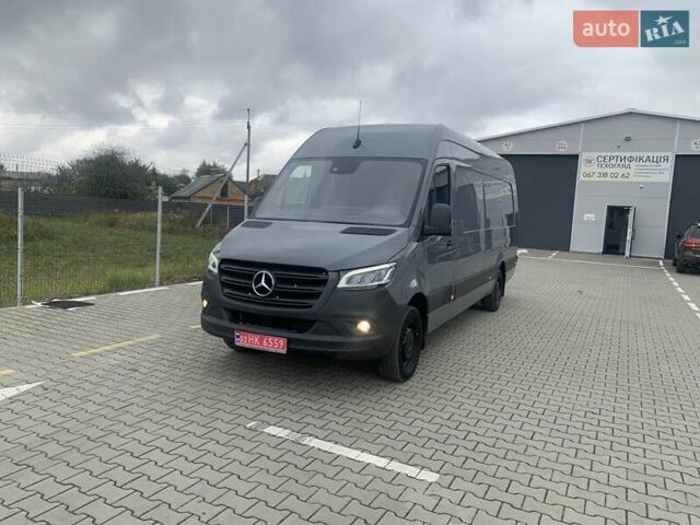 Серый Мерседес Sprinter, объемом двигателя 20 л и пробегом 187 тыс. км за 29500 $, фото 3 на Automoto.ua