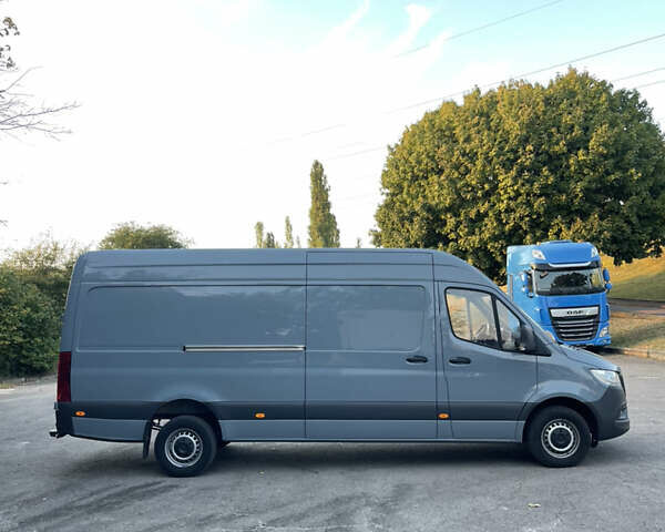 Сірий Мерседес Sprinter, об'ємом двигуна 3 л та пробігом 7 тис. км за 42900 $, фото 1 на Automoto.ua