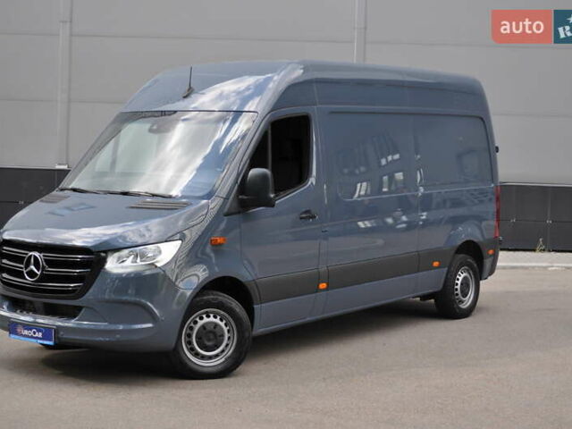 Сірий Мерседес Sprinter, об'ємом двигуна 2.14 л та пробігом 137 тис. км за 31000 $, фото 1 на Automoto.ua