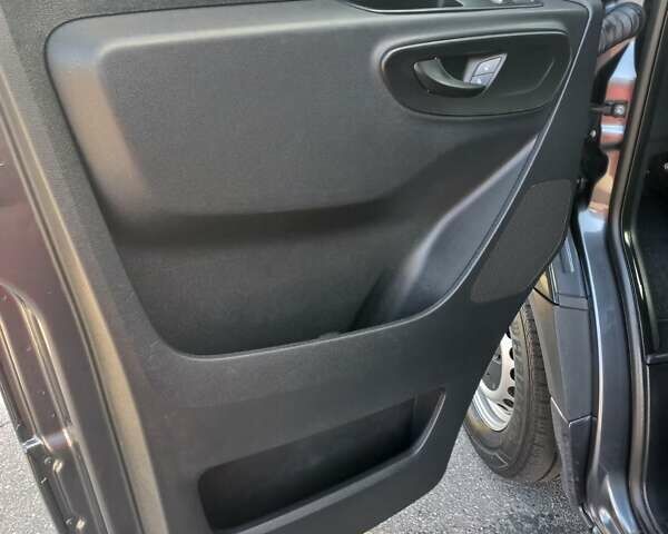 Серый Мерседес Sprinter, объемом двигателя 2 л и пробегом 299 тыс. км за 27200 $, фото 56 на Automoto.ua
