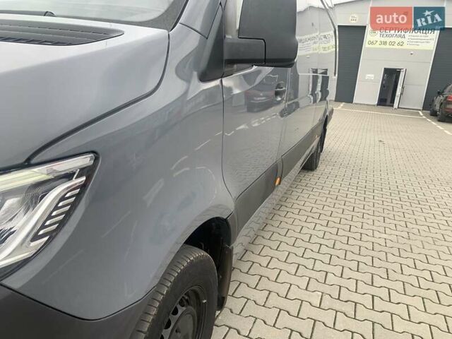 Серый Мерседес Sprinter, объемом двигателя 20 л и пробегом 187 тыс. км за 29500 $, фото 12 на Automoto.ua