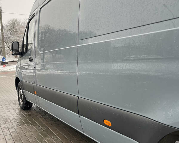 Мерседес Sprinter 2021 в Ровно на Automoto.ua Серый Мерседес Sprinter, объемом двигателя 3 л и пробегом 7 тыс. км за 42900 $, фото 8 на Automoto.ua