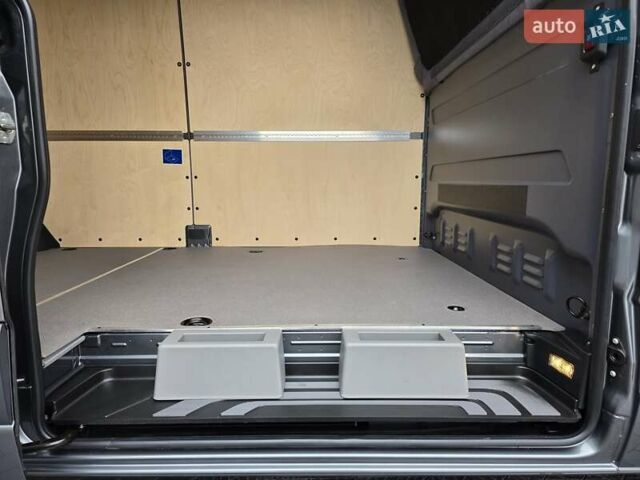 Сірий Мерседес Sprinter, об'ємом двигуна 3 л та пробігом 1 тис. км за 123830 $, фото 12 на Automoto.ua
