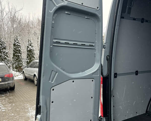 Мерседес Sprinter 2021 в Ровно на Automoto.ua Серый Мерседес Sprinter, объемом двигателя 3 л и пробегом 7 тыс. км за 42900 $, фото 35 на Automoto.ua