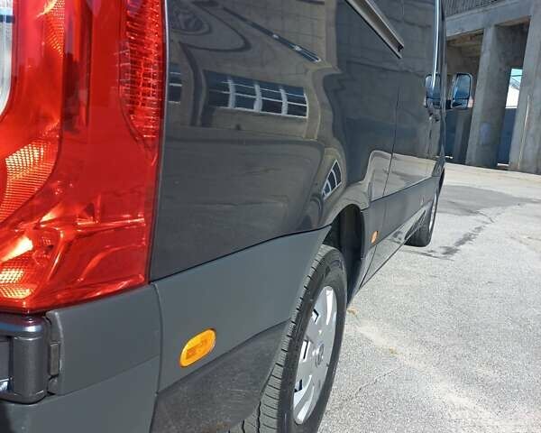 Серый Мерседес Sprinter, объемом двигателя 2 л и пробегом 299 тыс. км за 27200 $, фото 17 на Automoto.ua