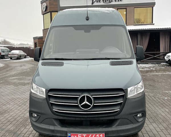 Мерседес Sprinter 2021 в Ровно на Automoto.ua Серый Мерседес Sprinter, объемом двигателя 3 л и пробегом 7 тыс. км за 42900 $, фото 1 на Automoto.ua