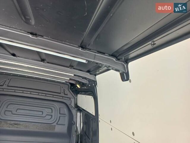 Серый Мерседес Sprinter, объемом двигателя 2 л и пробегом 299 тыс. км за 27200 $, фото 23 на Automoto.ua