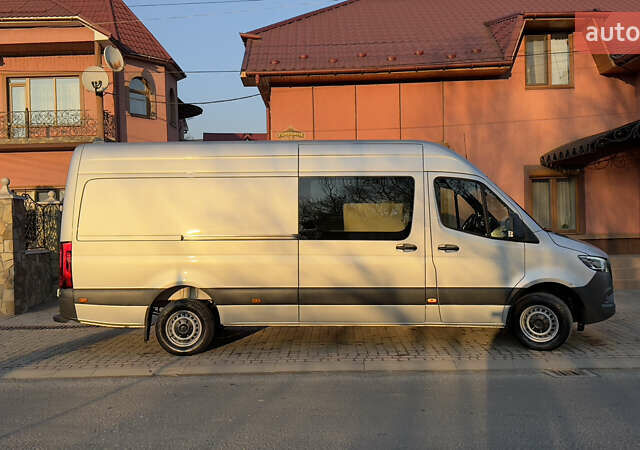 Серый Мерседес Sprinter, объемом двигателя 1.95 л и пробегом 299 тыс. км за 33083 $, фото 18 на Automoto.ua