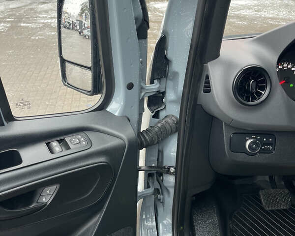 Мерседес Sprinter 2021 в Ровно на Automoto.ua Серый Мерседес Sprinter, объемом двигателя 3 л и пробегом 7 тыс. км за 42900 $, фото 19 на Automoto.ua