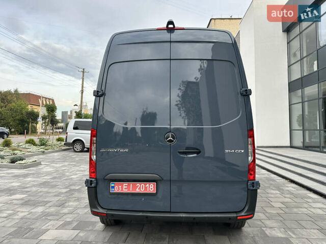 Серый Мерседес Sprinter, объемом двигателя 2.2 л и пробегом 117 тыс. км за 27000 $, фото 9 на Automoto.ua