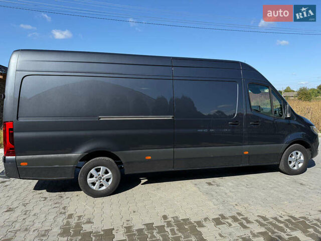 Серый Мерседес Sprinter, объемом двигателя 2 л и пробегом 234 тыс. км за 38900 $, фото 3 на Automoto.ua