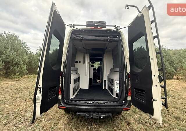 Мерседес Sprinter 2022 в Ровно на Automoto.ua Серый Мерседес Sprinter, объемом двигателя 2.99 л и пробегом 23 тыс. км за 190000 $, фото 1 на Automoto.ua