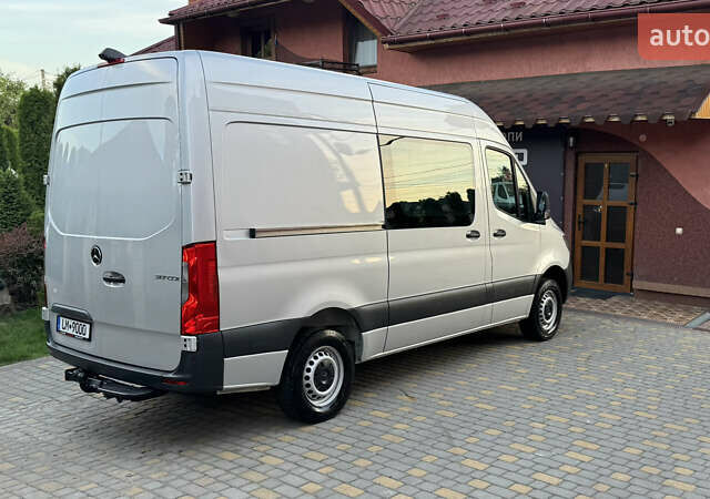 Серый Мерседес Sprinter, объемом двигателя 1.95 л и пробегом 216 тыс. км за 29300 $, фото 14 на Automoto.ua