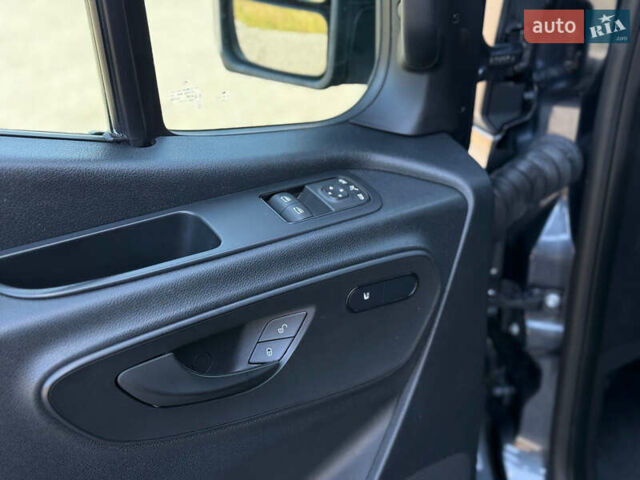Серый Мерседес Sprinter, объемом двигателя 2 л и пробегом 234 тыс. км за 38900 $, фото 17 на Automoto.ua