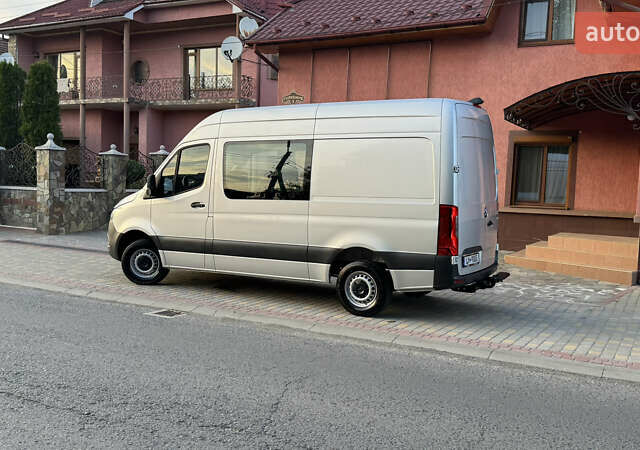 Серый Мерседес Sprinter, объемом двигателя 1.95 л и пробегом 216 тыс. км за 29300 $, фото 31 на Automoto.ua