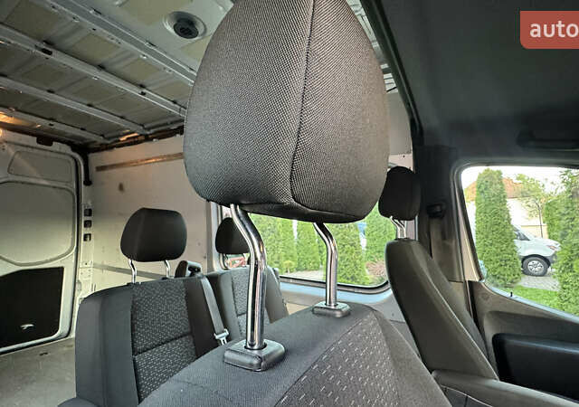 Серый Мерседес Sprinter, объемом двигателя 1.95 л и пробегом 216 тыс. км за 29300 $, фото 82 на Automoto.ua