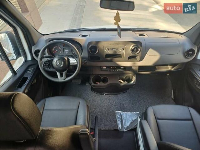Серый Мерседес Sprinter, объемом двигателя 2.99 л и пробегом 100 тыс. км за 46285 $, фото 21 на Automoto.ua