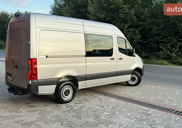 Серый Мерседес Sprinter, объемом двигателя 1.95 л и пробегом 216 тыс. км за 29300 $, фото 28 на Automoto.ua