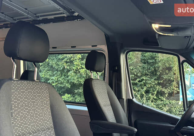 Серый Мерседес Sprinter, объемом двигателя 1.95 л и пробегом 216 тыс. км за 29300 $, фото 60 на Automoto.ua