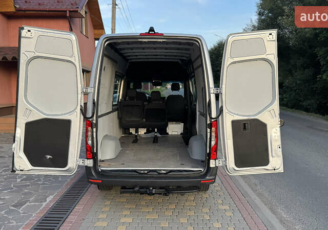 Серый Мерседес Sprinter, объемом двигателя 1.95 л и пробегом 216 тыс. км за 29300 $, фото 24 на Automoto.ua