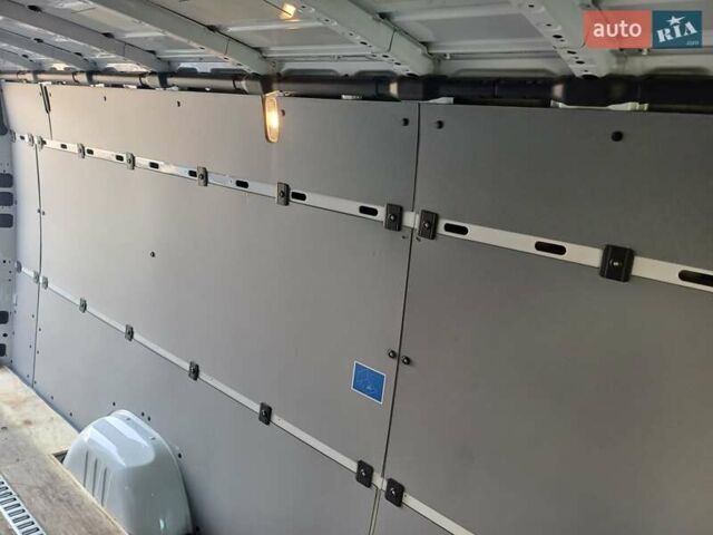 Серый Мерседес Sprinter, объемом двигателя 2.99 л и пробегом 100 тыс. км за 46285 $, фото 29 на Automoto.ua