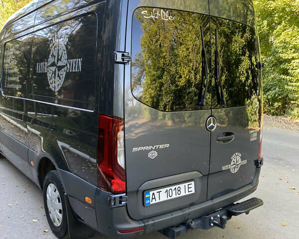 Сірий Мерседес Sprinter, об'ємом двигуна 1.95 л та пробігом 22 тис. км за 37289 $, фото 8 на Automoto.ua